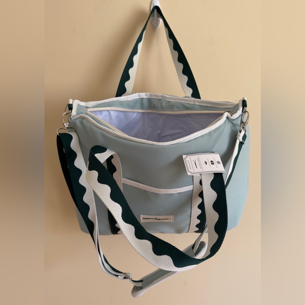 NWT‎ Business & Pleasure Co. The Holiday Cooler Tote Bag - Rivie Green - Picture 9 of 10